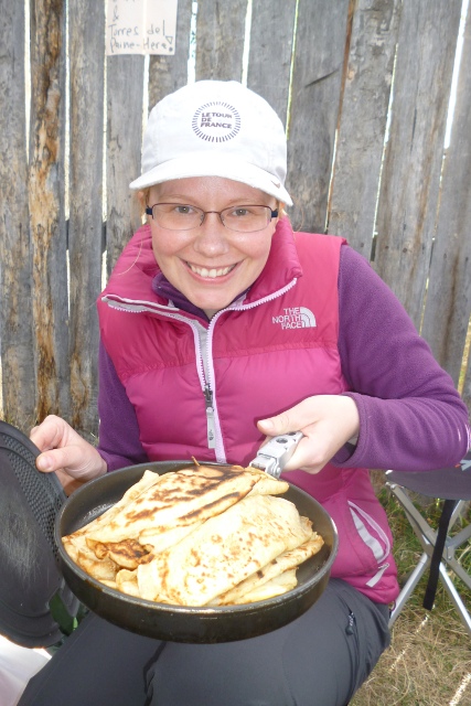 peli and her yummy pancakes