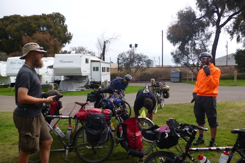 Chatting to other cycle tourers