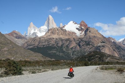 el Chalten cycle touring fitz roy