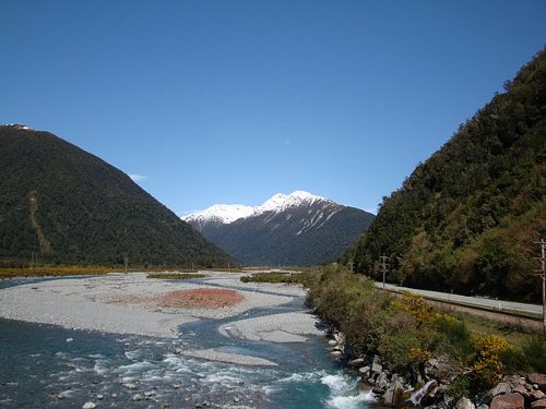 looking towards arthurs pass